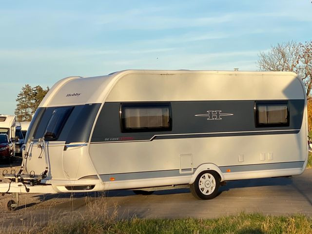 Hobby 495 UL, Einzellbetten, Mover, Vorzelt, - كرفان سحب: صور 2 Hobby 495 UL, Einzellbetten, Mover, Vorzelt, - كرفان سحب: صور 2