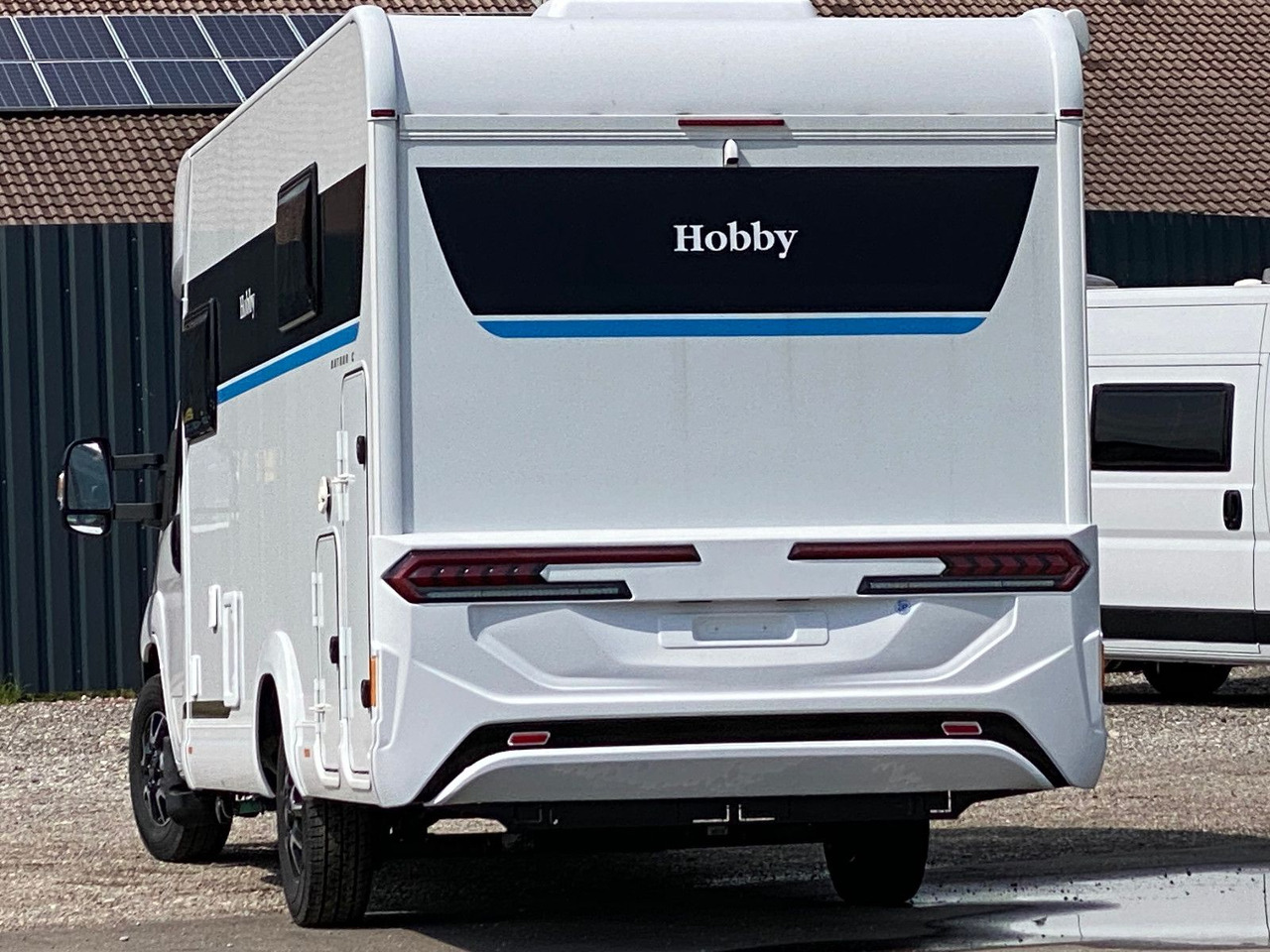Hobby OnTour C 700 GQ MJ25/MARKISE/RFK/SAFETY-PAKET - موتر هوم شبه متكامل: صور 4 Hobby OnTour C 700 GQ MJ25/MARKISE/RFK/SAFETY-PAKET - موتر هوم شبه متكامل: صور 4