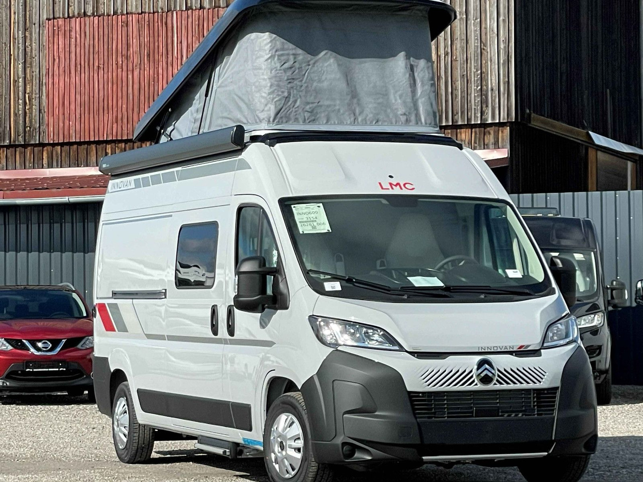 LMC INNOVAN 600 ,ASD, Aufstelldach,26 Modell,Navi - كرفان فان: صور 3 LMC INNOVAN 600 ,ASD, Aufstelldach,26 Modell,Navi - كرفان فان: صور 3