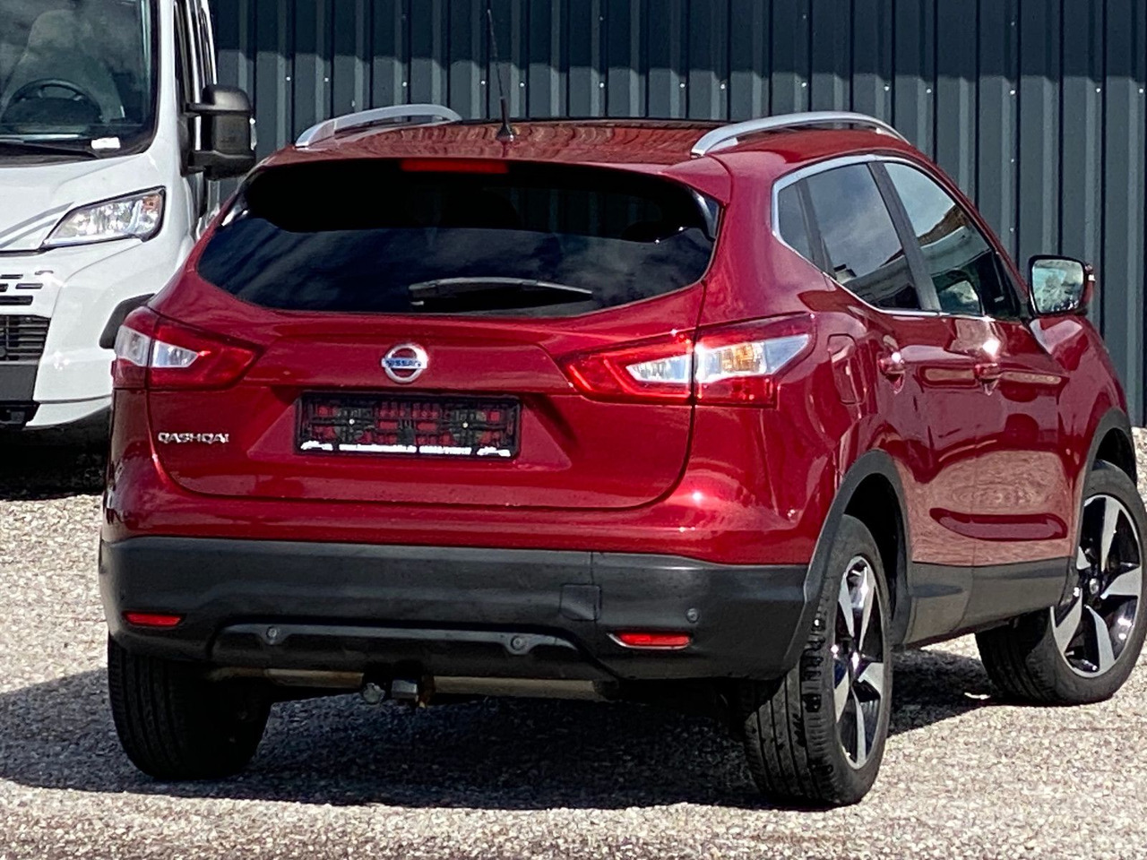 Nissan Qashqai 360° 4x4 - سيارة دفع رباعي: صور 5 Nissan Qashqai 360° 4x4 - سيارة دفع رباعي: صور 5