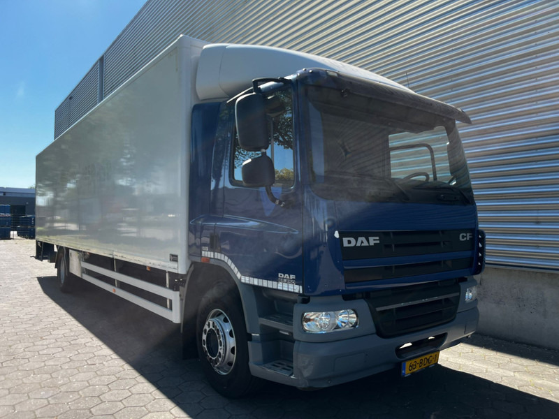 DAF CF 65.250 / EEV / 549.000 KM..!! / Tail Lift / TUV: 11-2025 / NL Truck - بصندوق مغلق شاحنة: صور 3 DAF CF 65.250 / EEV / 549.000 KM..!! / Tail Lift / TUV: 11-2025 / NL Truck - بصندوق مغلق شاحنة: صور 3