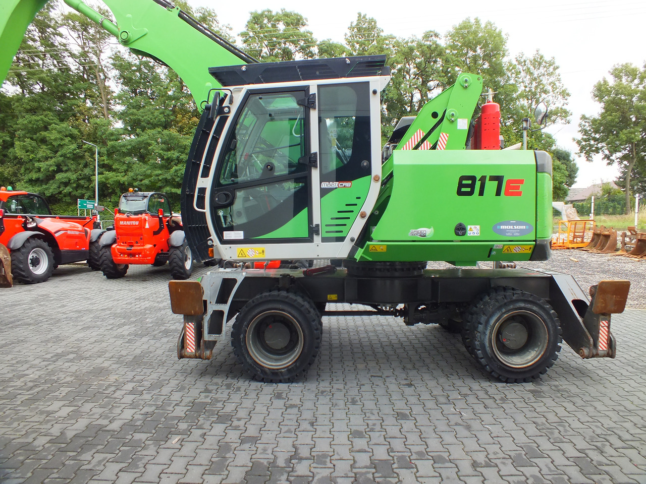 SENNEBOGEN 817E - حفارة النقل والشحن - آلات البناء: صور 2 SENNEBOGEN 817E - حفارة النقل والشحن - آلات البناء: صور 2