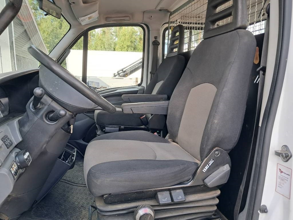 Iveco Daily 70 C17 Doppel 3.0 - شاحنات مسطحة: صور 4 Iveco Daily 70 C17 Doppel 3.0 - شاحنات مسطحة: صور 4
