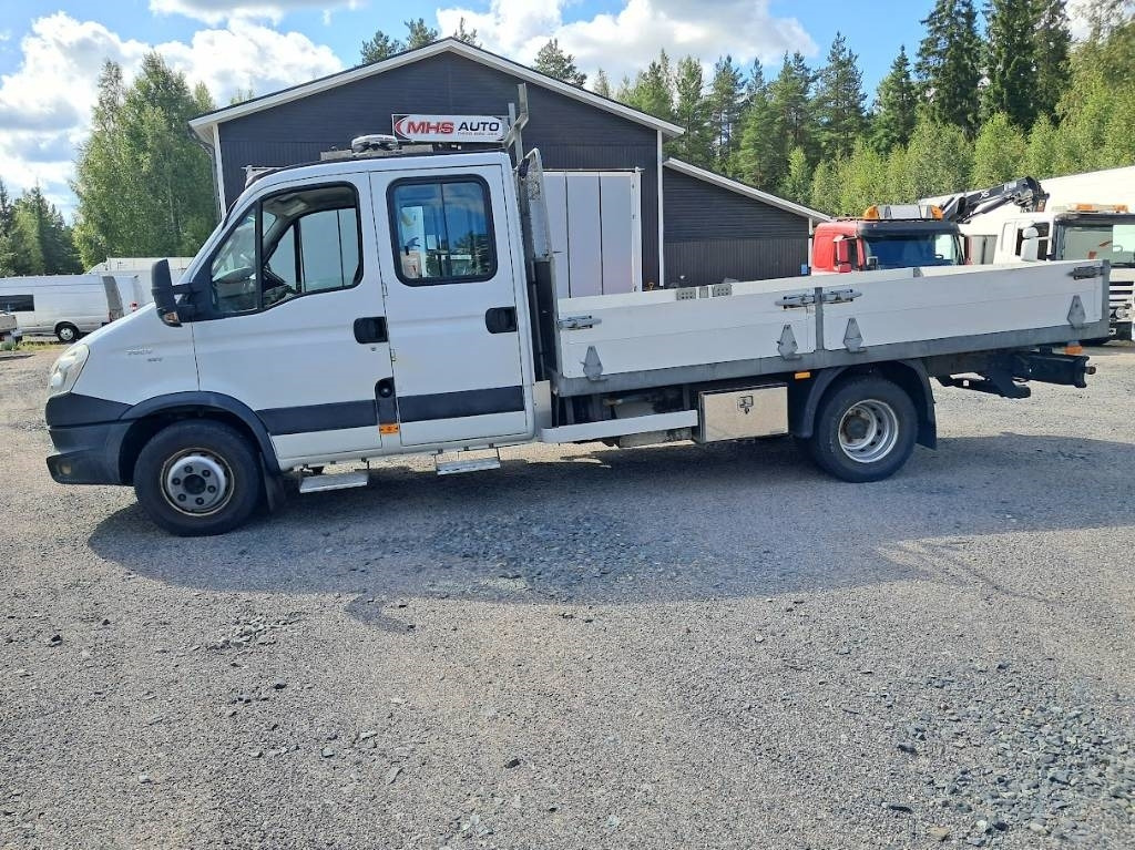 Iveco Daily 70 C17 Doppel 3.0 - شاحنات مسطحة: صور 2 Iveco Daily 70 C17 Doppel 3.0 - شاحنات مسطحة: صور 2