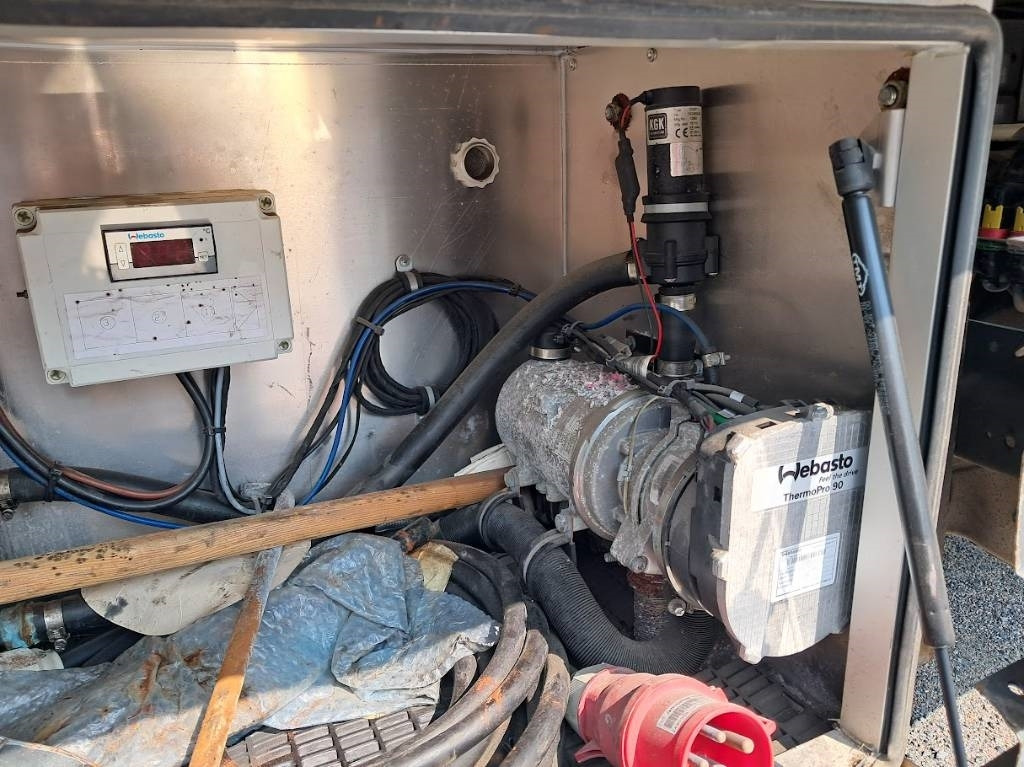 مبردة شاحنة Mercedes-Benz Atego 1524: صور 8