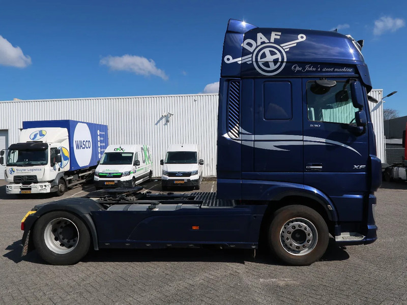 DAF XF 530 SSC, Retarder, Standklima, Anniversary, NL Truck, TOP! - شاحنة جرار: صور 4 DAF XF 530 SSC, Retarder, Standklima, Anniversary, NL Truck, TOP! - شاحنة جرار: صور 4