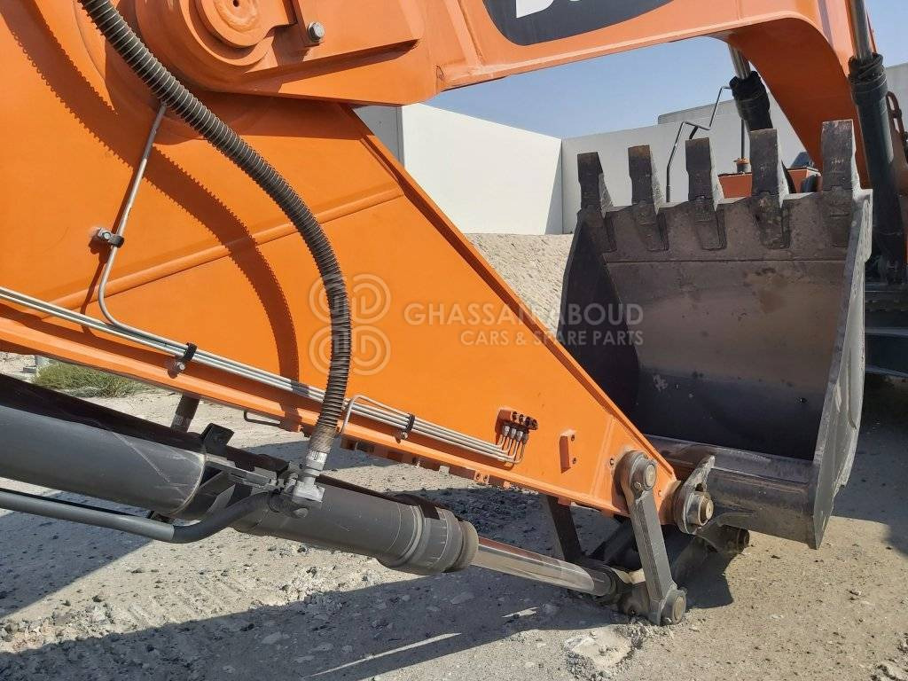 DOOSAN DX300 LCA – CRAWLER EXCAVATOR OPERATING WEIGHT 29.6 TON WITH 1.47 CBM BUCKET (HEAVY DUTY) SHOE 800MM TG MY2022 - حفارات زحافة: صور 3 DOOSAN DX300 LCA – CRAWLER EXCAVATOR OPERATING WEIGHT 29.6 TON WITH 1.47 CBM BUCKET (HEAVY DUTY) SHOE 800MM TG MY2022 - حفارات زحافة: صور 3