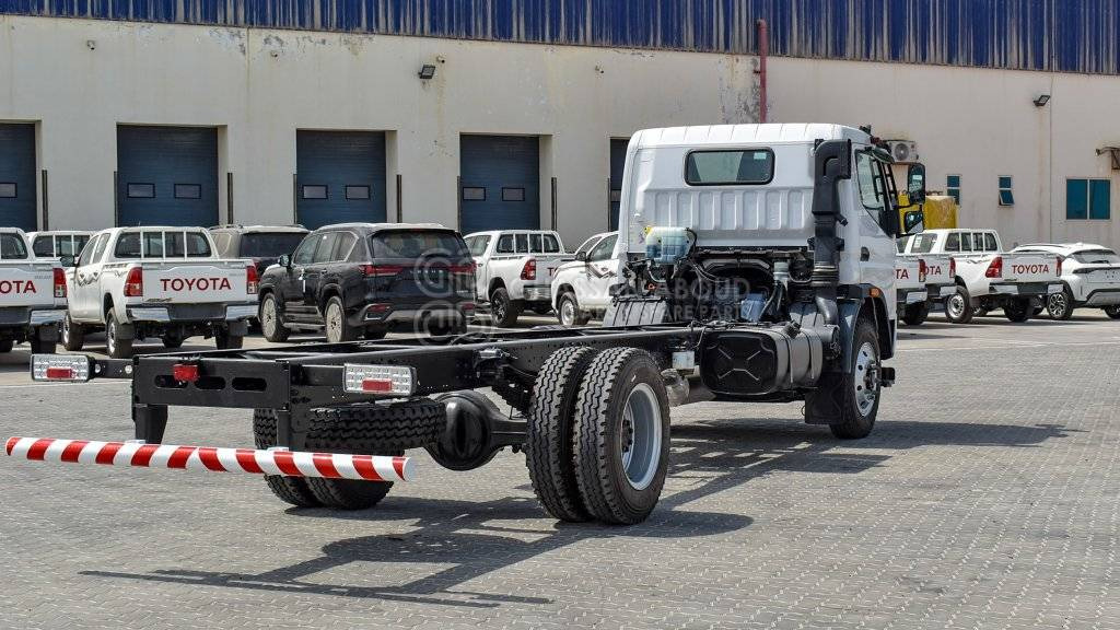 Fuso FI Chassis 8Ton Approx Euro 3 MY22 - الشاسيه شاحنة: صور 4 Fuso FI Chassis 8Ton Approx Euro 3 MY22 - الشاسيه شاحنة: صور 4