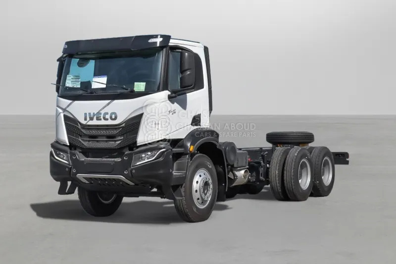 الشاسيه شاحنة Iveco T-WAY AD380T47H 6x4 R24 Tyres Chassis - Barcelona Stock: صور 1