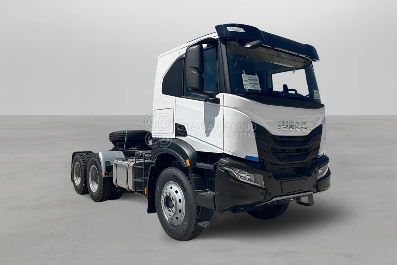 Iveco T-WAY AT720T47TH 6×4 R22.5 Tyres Tractor Head - Barcelona Stock - شاحنة جرار: صور 1 Iveco T-WAY AT720T47TH 6×4 R22.5 Tyres Tractor Head - Barcelona Stock - شاحنة جرار: صور 1