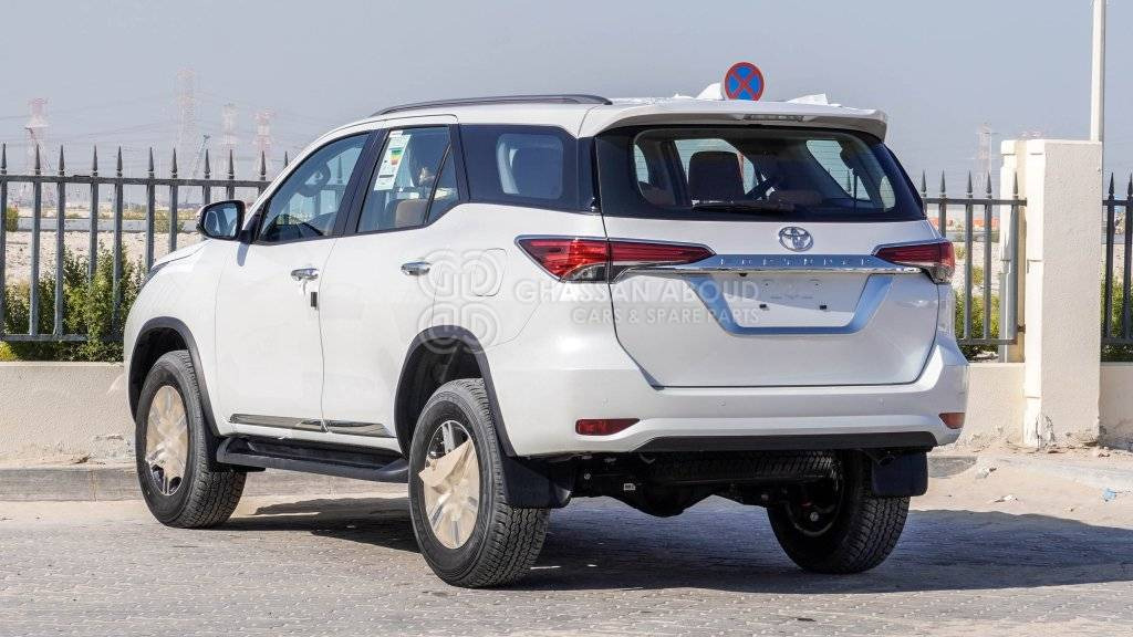 TOYOTA FORTUNER, 2.7L, 4X4, PETROL A/T, MY24 - سيارة: صور 4 TOYOTA FORTUNER, 2.7L, 4X4, PETROL A/T, MY24 - سيارة: صور 4