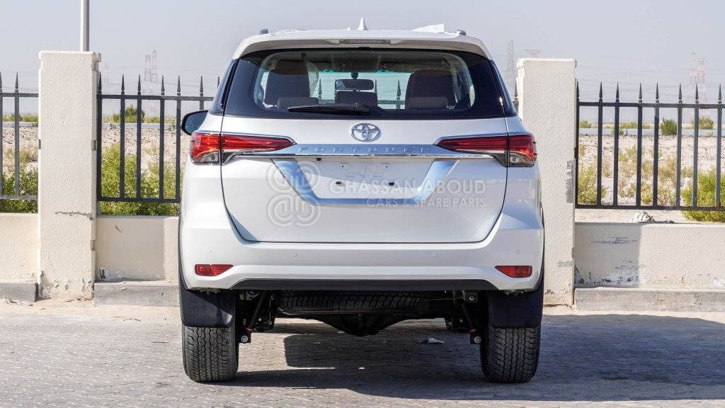 TOYOTA FORTUNER, 2.7L, 4X4, PETROL A/T, MY24 - سيارة: صور 5 TOYOTA FORTUNER, 2.7L, 4X4, PETROL A/T, MY24 - سيارة: صور 5