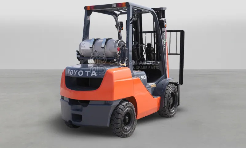 Toyota 32-8FG25 2.5 Tons Gasoline / LPG 3 Stage Forklift - أخرى: صور 2 Toyota 32-8FG25 2.5 Tons Gasoline / LPG 3 Stage Forklift - أخرى: صور 2