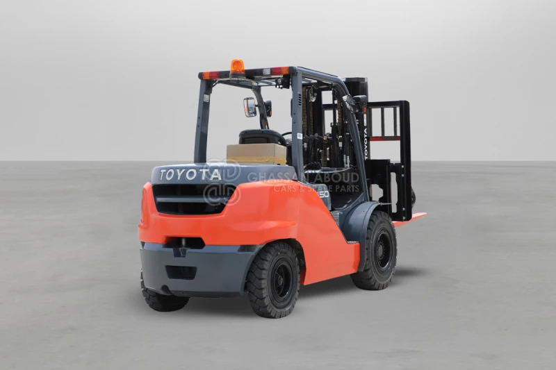 Toyota 8FD50N 5 Tons Diesel 3 Stage Forklift - أخرى: صور 5 Toyota 8FD50N 5 Tons Diesel 3 Stage Forklift - أخرى: صور 5