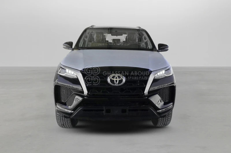 Toyota Fortuner 4x4 PART-TIME - سيارة دفع رباعي: صور 5 Toyota Fortuner 4x4 PART-TIME - سيارة دفع رباعي: صور 5