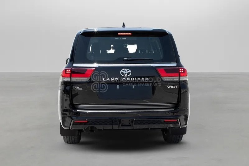 Toyota Land Cruiser 300 - سيارة دفع رباعي: صور 4 Toyota Land Cruiser 300 - سيارة دفع رباعي: صور 4