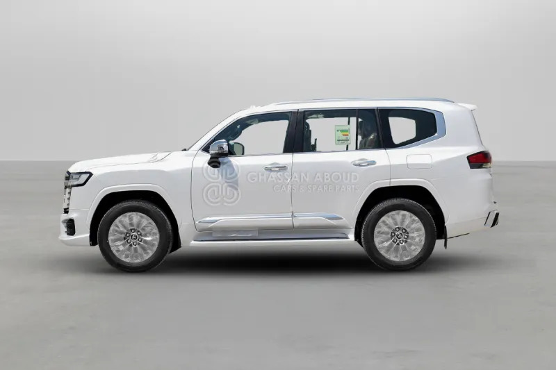 Toyota Land Cruiser 300 - سيارة دفع رباعي: صور 3 Toyota Land Cruiser 300 - سيارة دفع رباعي: صور 3