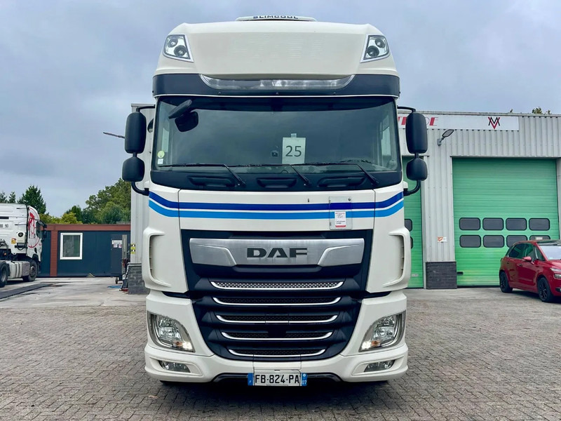 DAF XF 530 PARKING CLIMA, FRIGO - شاحنة جرار: صور 2 DAF XF 530 PARKING CLIMA, FRIGO - شاحنة جرار: صور 2