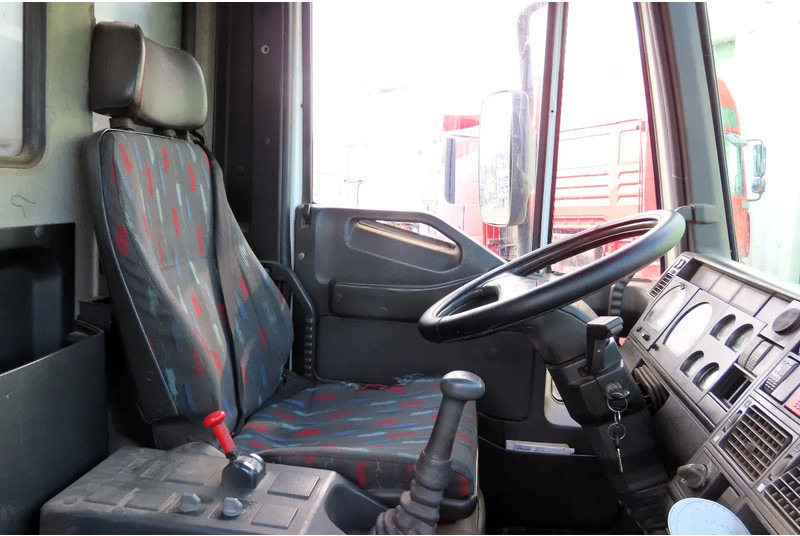 شاحنة صهريج, شاحنة كرين Iveco Eurocargo FUEL (DIESEL/PETROL) 8000 LITERS, COMP: 3500L,1000L, 3500L: صور 15