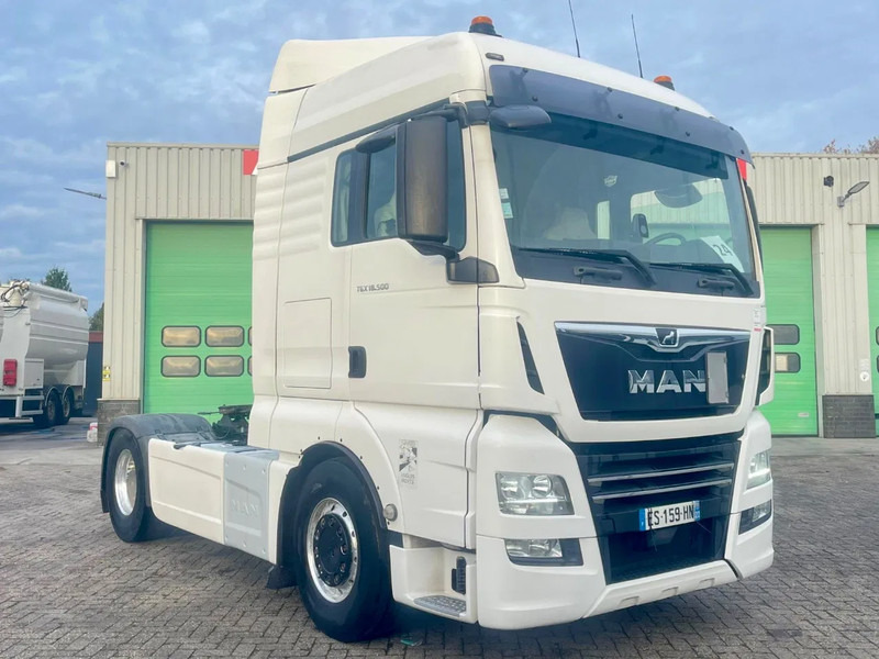 MAN TGX 18.500 RETARDER, HYDRAULIC, PTO, 2X FUEL TANK, FRIGO - شاحنة جرار: صور 3 MAN TGX 18.500 RETARDER, HYDRAULIC, PTO, 2X FUEL TANK, FRIGO - شاحنة جرار: صور 3