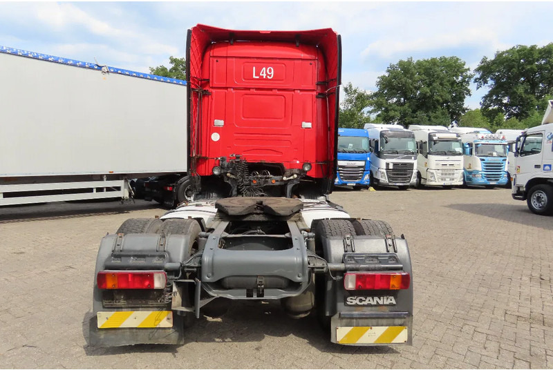 Scania R440 2 tanks Frigo, 927381km, no rust chassis - شاحنة جرار: صور 4 Scania R440 2 tanks Frigo, 927381km, no rust chassis - شاحنة جرار: صور 4