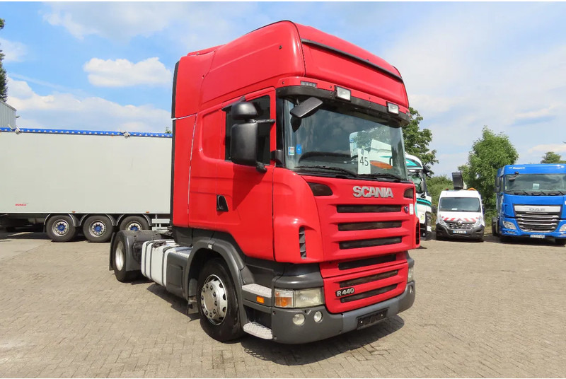 Scania R440 2 tanks Frigo, 927381km, no rust chassis - شاحنة جرار: صور 1 Scania R440 2 tanks Frigo, 927381km, no rust chassis - شاحنة جرار: صور 1