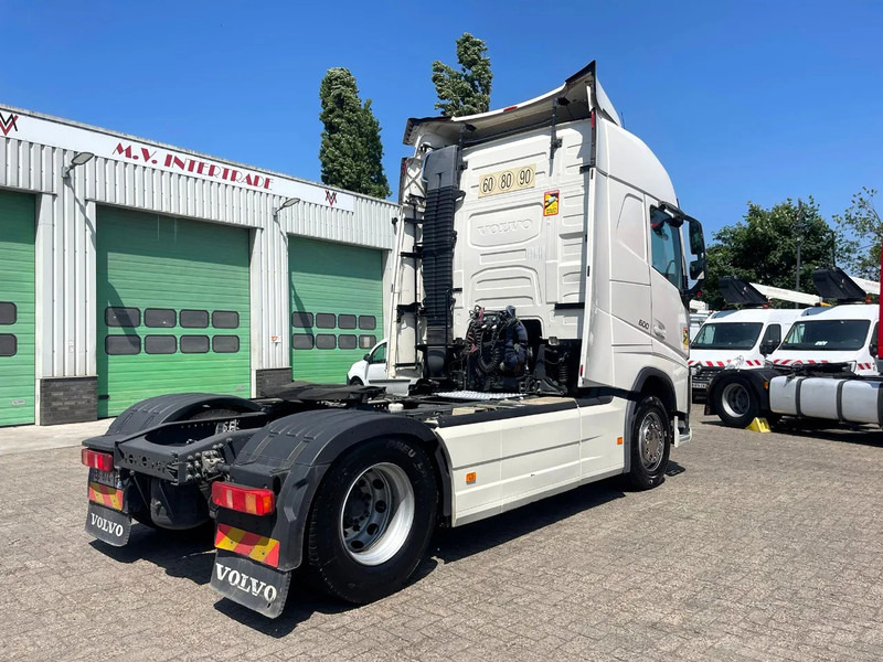 Volvo FH 500 vin: YV2RT40A3JB850702 RETARDER, 2X FUEL TANK, PARKING AIRCO, FRIGO - شاحنة جرار: صور 5 Volvo FH 500 vin: YV2RT40A3JB850702 RETARDER, 2X FUEL TANK, PARKING AIRCO, FRIGO - شاحنة جرار: صور 5