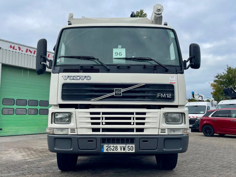 Volvo FM 12.380 8X4 SILO AUGER / AIR GREAT CONDITION / fully serviced! - شاحنة صهريج: صور 3 Volvo FM 12.380 8X4 SILO AUGER / AIR GREAT CONDITION / fully serviced! - شاحنة صهريج: صور 3