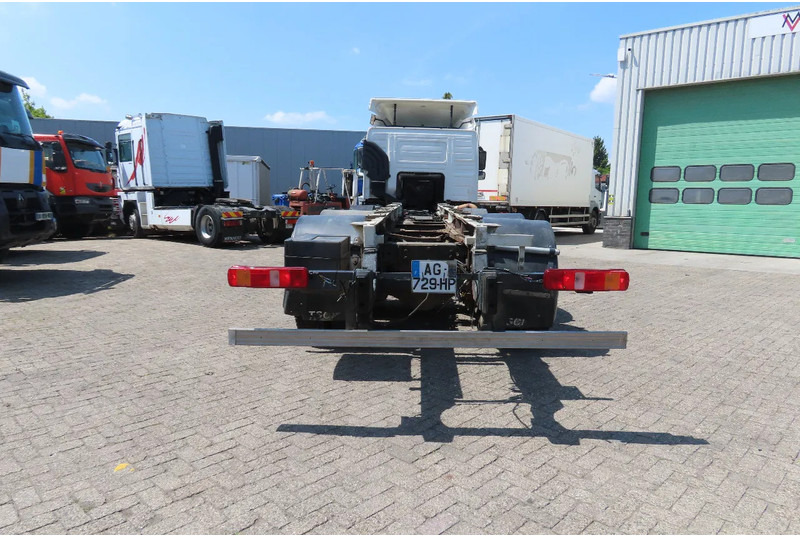 Volvo FM 380 8x4 FULL SPRING. 100% condition! - الشاسيه شاحنة: صور 5 Volvo FM 380 8x4 FULL SPRING. 100% condition! - الشاسيه شاحنة: صور 5