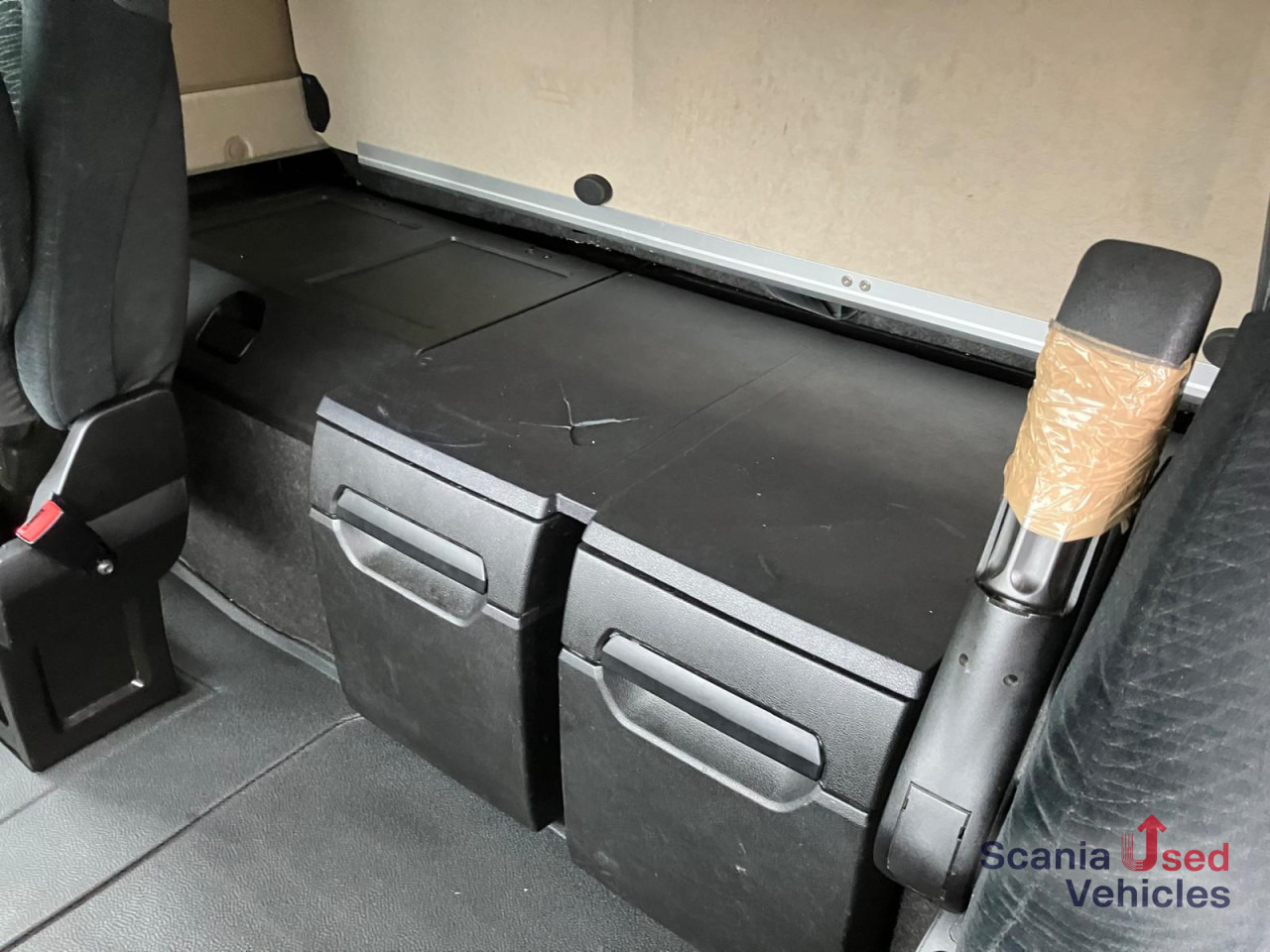 MERCEDES-BENZ Actros 1848 Retarder Blatt/Luft Retarder! - شاحنة جرار: صور 4 MERCEDES-BENZ Actros 1848 Retarder Blatt/Luft Retarder! - شاحنة جرار: صور 4