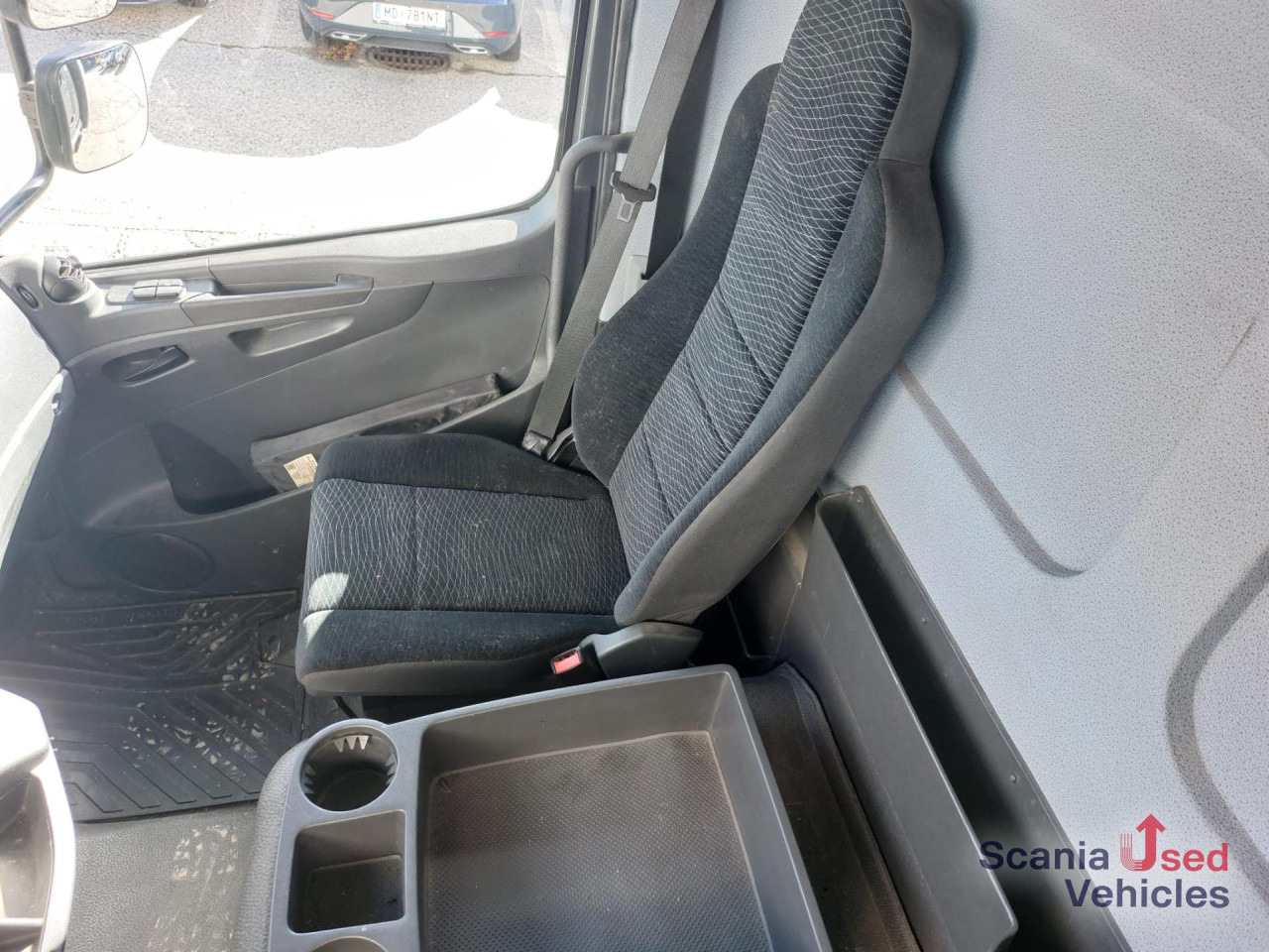 MERCEDES-BENZ Atego 1221 L Koffer Ladebordwand - بصندوق مغلق شاحنة: صور 3 MERCEDES-BENZ Atego 1221 L Koffer Ladebordwand - بصندوق مغلق شاحنة: صور 3