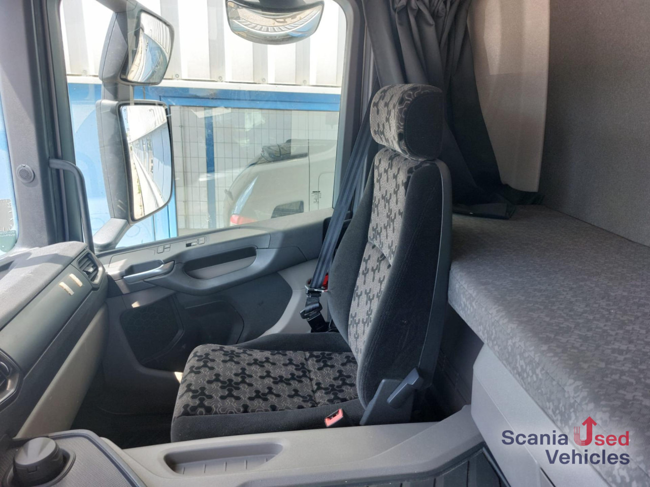 SCANIA P 410 B4x2NB Wechselrahmen Ladebordwand - شاحنات الحاويات / جسم علوي قابل للتغيير شاحنة: صور 4 SCANIA P 410 B4x2NB Wechselrahmen Ladebordwand - شاحنات الحاويات / جسم علوي قابل للتغيير شاحنة: صور 4