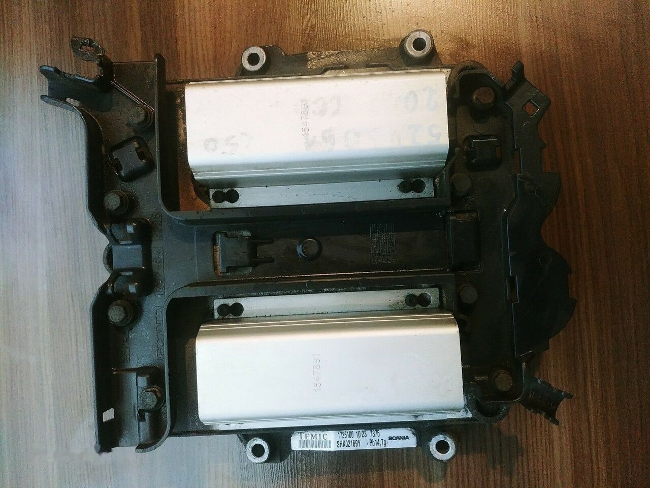 Scania ECU ENGINE DT1217 DC1215 DC1222 DC1213 DC1218 DC1310 - كتلة التحكم - شاحنة: صور 1 Scania ECU ENGINE DT1217 DC1215 DC1222 DC1213 DC1218 DC1310 - كتلة التحكم - شاحنة: صور 1