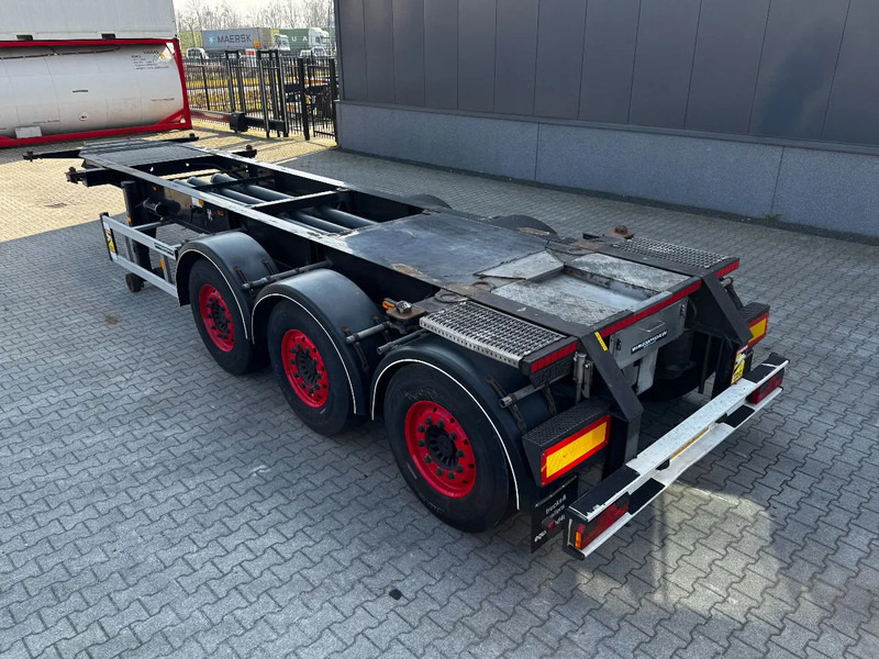 Burg 20FT/3-axles, SAF INTRADISC, ADR (EXII, EXII, FL, AT), 2x LIFTAXLE, NL-Chassis, APK/ADR:06/2025 - شاحنات الحاويات / جسم علوي قابل للتغيير نصف مقطورة: صور 5 Burg 20FT/3-axles, SAF INTRADISC, ADR (EXII, EXII, FL, AT), 2x LIFTAXLE, NL-Chassis, APK/ADR:06/2025 - شاحنات الحاويات / جسم علوي قابل للتغيير نصف مقطورة: صور 5