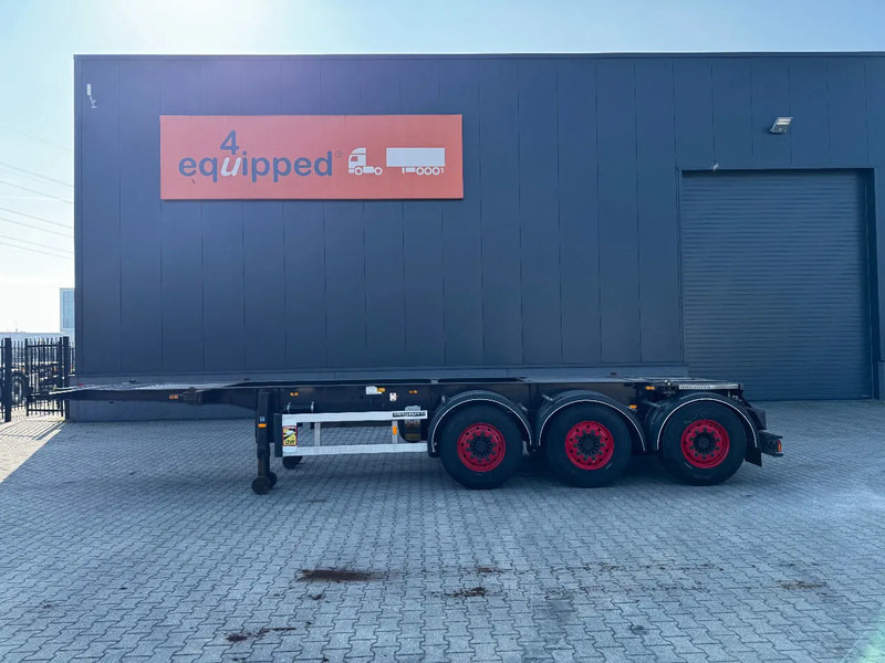 Burg 20FT/3-axles, SAF INTRADISC, ADR (EXII, EXII, FL, AT), 2x LIFTAXLE, NL-Chassis - شاحنات الحاويات / جسم علوي قابل للتغيير نصف مقطورة: صور 4 Burg 20FT/3-axles, SAF INTRADISC, ADR (EXII, EXII, FL, AT), 2x LIFTAXLE, NL-Chassis - شاحنات الحاويات / جسم علوي قابل للتغيير نصف مقطورة: صور 4