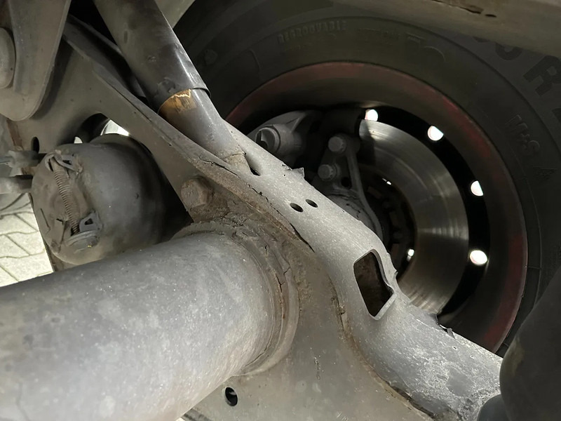 Burg 20FT ADR (EX/II, EX/III, FL, AT) Chassis, Empty weight : 3.690kg, SAF INTRADISC, 2x Liftaxle, NL-chassis إيجار Burg 20FT ADR (EX/II, EX/III, FL, AT) Chassis, Empty weight : 3.690kg, SAF INTRADISC, 2x Liftaxle, NL-chassis: صور 19 Burg 20FT ADR (EX/II, EX/III, FL, AT) Chassis, Empty weight : 3.690kg, SAF INTRADISC, 2x Liftaxle, NL-chassis إيجار Burg 20FT ADR (EX/II, EX/III, FL, AT) Chassis, Empty weight : 3.690kg, SAF INTRADISC, 2x Liftaxle, NL-chassis: صور 19