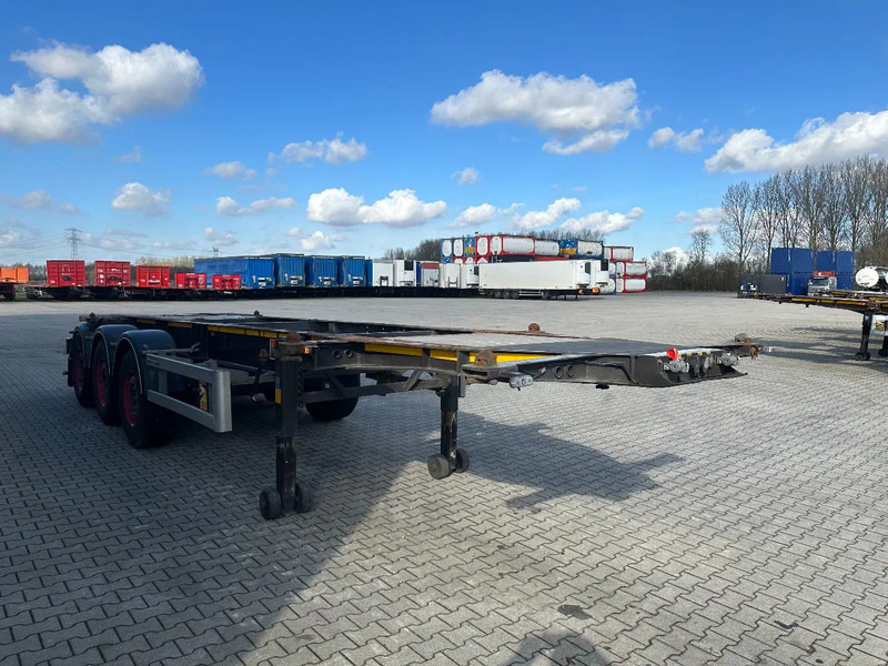 شاحنات الحاويات / جسم علوي قابل للتغيير نصف مقطورة Burg 20FT ADR (EX/II, EX/III, FL, AT), Leergewicht : 3.690kg, SAF INTRADISC, 2x Liftachse, NL-Chassis: صور 13 شاحنات الحاويات / جسم علوي قابل للتغيير نصف مقطورة Burg 20FT ADR (EX/II, EX/III, FL, AT), Leergewicht : 3.690kg, SAF INTRADISC, 2x Liftachse, NL-Chassis: صور 13