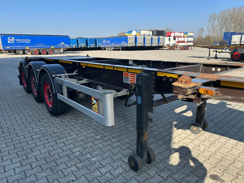 شاحنات الحاويات / جسم علوي قابل للتغيير نصف مقطورة Burg 20FT ADR (EX/II, EX/III, FL, AT), empty weight: 3.690kg, SAF INTRADISC, 2x liftaxle, ALCOA, NL-Chassis, APK/ADR: 07-2025: صور 12