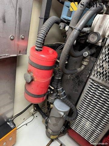 فراغ شاحنة MERCEDES-BENZ 1424 Ölspurenbeseitigung und Straßenreiniger: صور 17