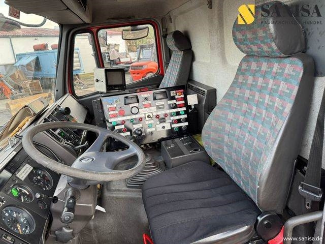 فراغ شاحنة MERCEDES-BENZ 1424 Ölspurenbeseitigung und Straßenreiniger: صور 20