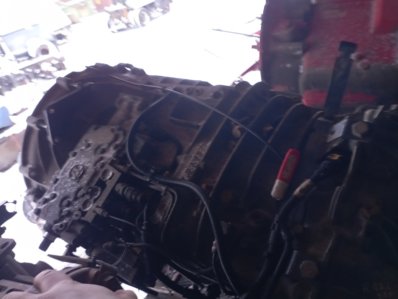 DAF XF105 - علبة التروس - الشاسيه شاحنة: صور 2 DAF XF105 - علبة التروس - الشاسيه شاحنة: صور 2