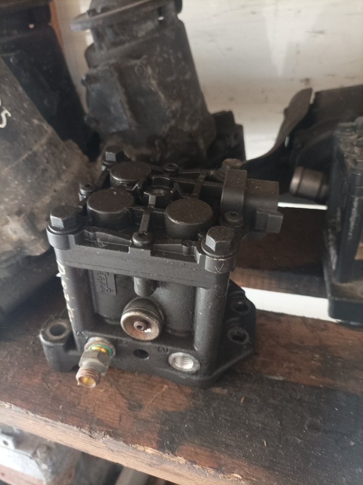 Scania Scania - صمام: صور 2 Scania Scania - صمام: صور 2