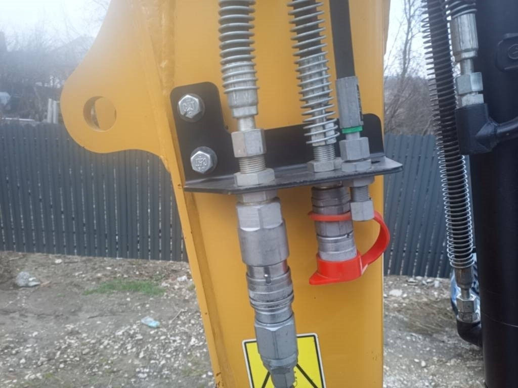 CATERPILLAR 303 ECR - حفارات زحافة: صور 5 CATERPILLAR 303 ECR - حفارات زحافة: صور 5