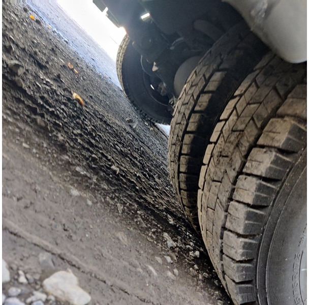 Mercedes-Benz 818 - بصندوق مغلق شاحنة: صور 5 Mercedes-Benz 818 - بصندوق مغلق شاحنة: صور 5