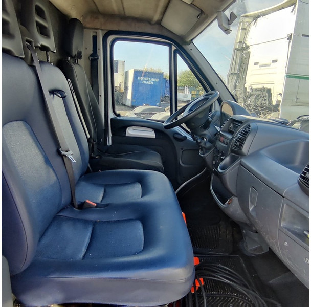 Peugeot COXX - الشاحنات الصغيرة المسطحة: صور 4 Peugeot COXX - الشاحنات الصغيرة المسطحة: صور 4