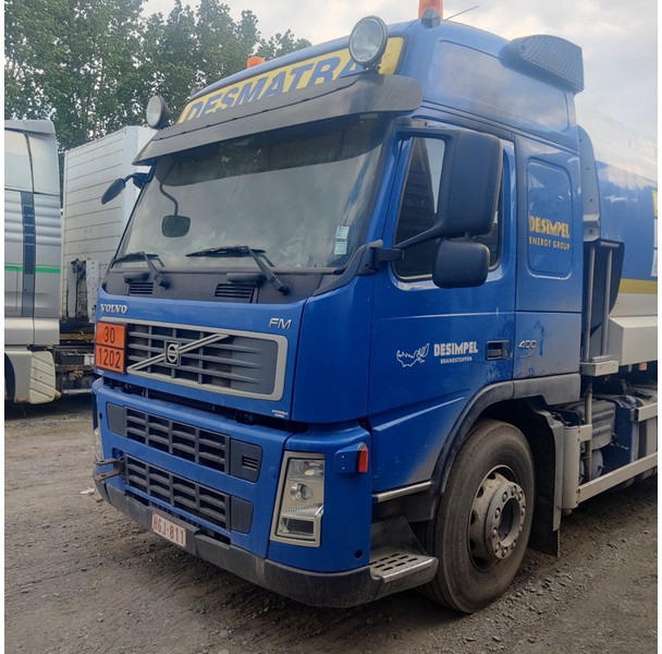 Volvo FM-400 - شاحنة صهريج: صور 1 Volvo FM-400 - شاحنة صهريج: صور 1