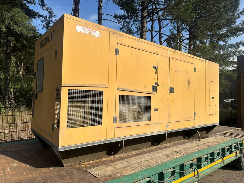 Caterpillar 400 GEN SET - 365kVA - 292kW - 400V/230V - 527A - 4574kg - مجموعة المولدات: صور 1 Caterpillar 400 GEN SET - 365kVA - 292kW - 400V/230V - 527A - 4574kg - مجموعة المولدات: صور 1