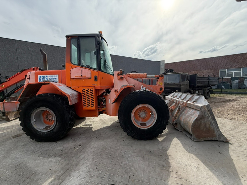 Hitachi W130 4x4 WHEEL LOADER - 13T - 11.082 HOURS - CE - BELGIAN MACHINE - اللودر بعجل: صور 5 Hitachi W130 4x4 WHEEL LOADER - 13T - 11.082 HOURS - CE - BELGIAN MACHINE - اللودر بعجل: صور 5