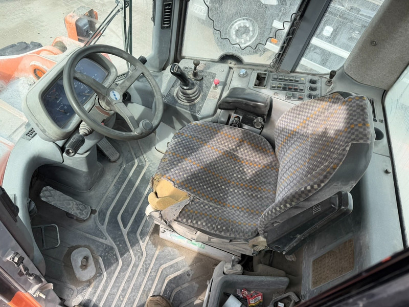 اللودر بعجل Hitachi W130 4x4 WHEEL LOADER - 13T - 11.082 HOURS - CE - BELGIAN MACHINE: صور 9