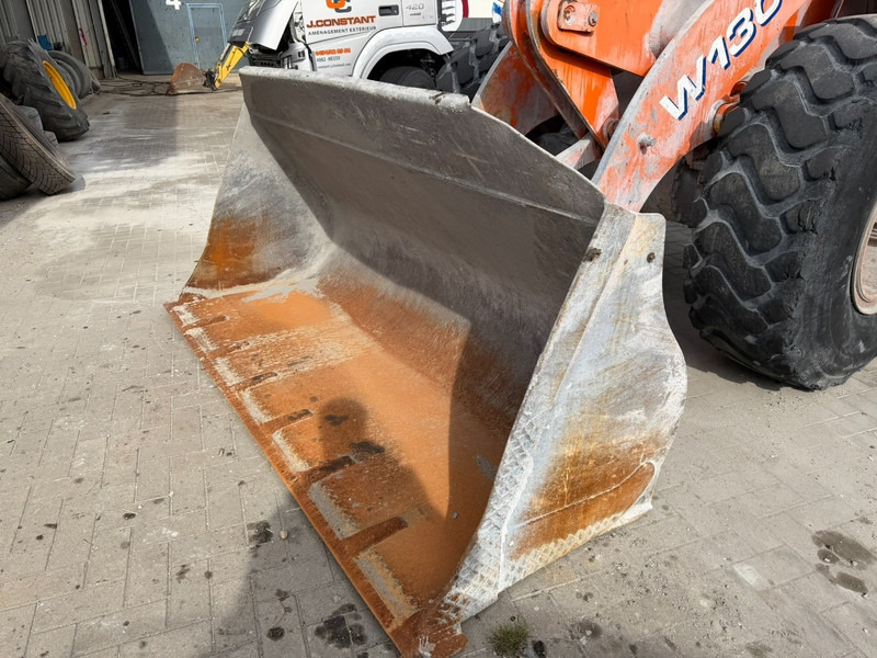 اللودر بعجل Hitachi W130 4x4 WHEEL LOADER - 13T - 11.082 HOURS - CE - BELGIAN MACHINE: صور 6